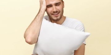 الصداع في الصباح