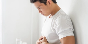 ألم رأس المعدة