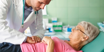 أعراض كورونا في الجهاز الهضمي