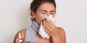 هل الجيوب الأنفية تؤثر على المعدة