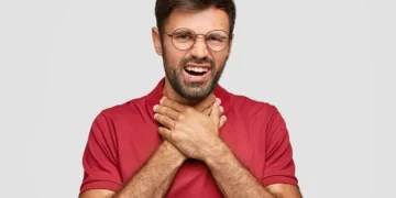 علاج الحموضة والحرقان بالمنزل